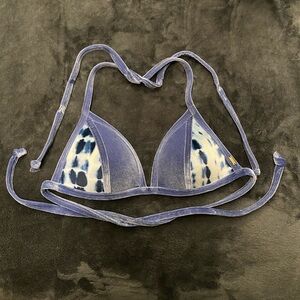 PINK Victoria's Secret Blue and White Bikini Top